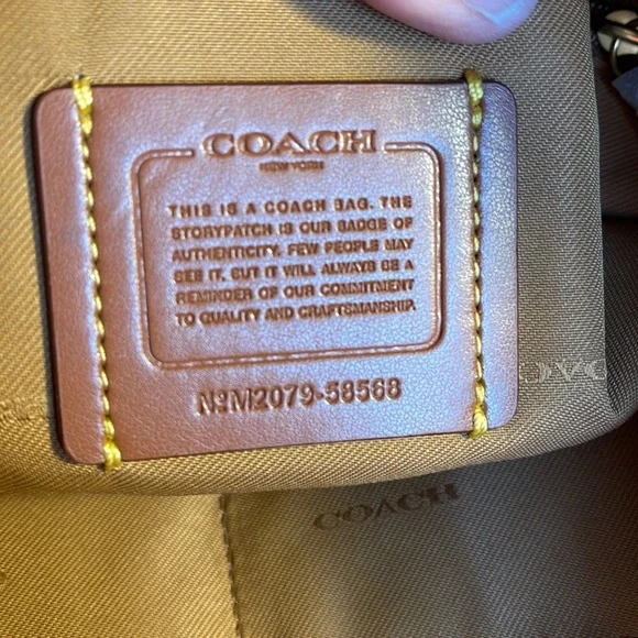 Authentic COACH PURSE Peach and wine colored. - Picture 8 of 11